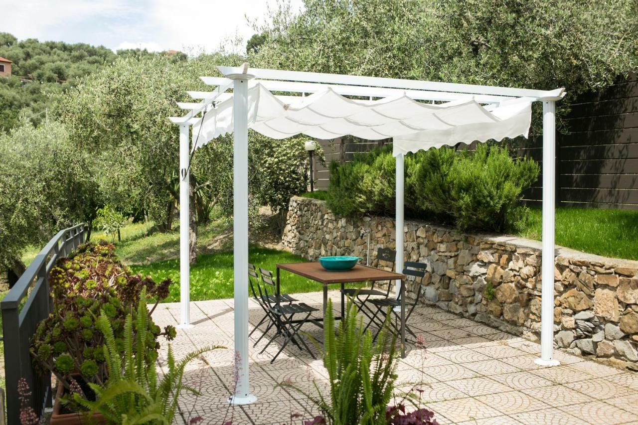 Agriturismo Oltrealmare Civezza Exteriör bild